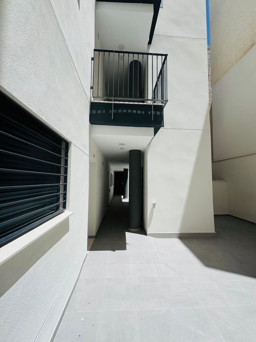 2 Zimmer Apartment zu verkaufen in Fuengirola - 270.000 € (Ref: 9181218)