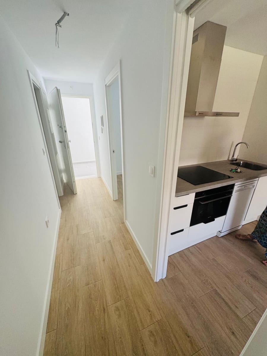 2 Zimmer Apartment zu verkaufen in Fuengirola - 270.000 € (Ref: 9181218)