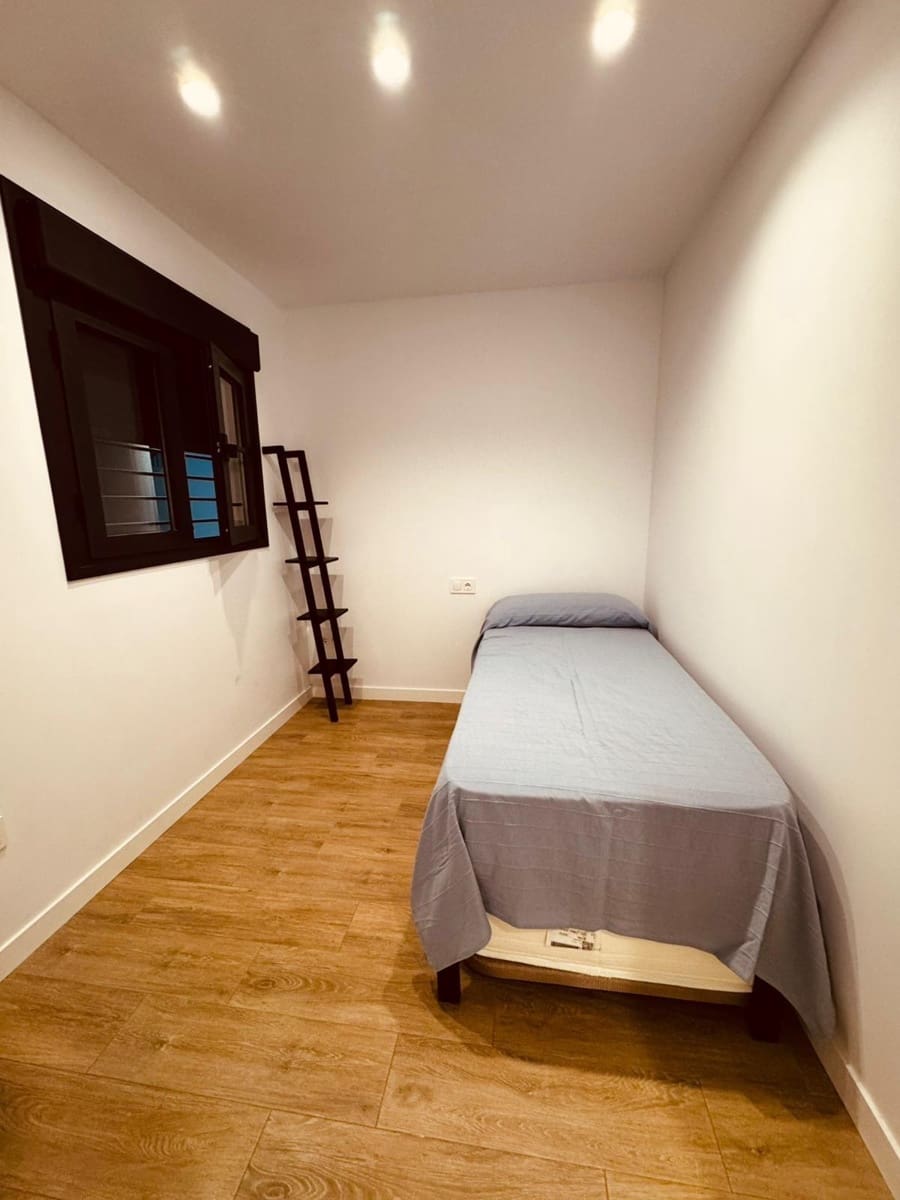 2 Zimmer Apartment zu verkaufen in Fuengirola - 270.000 € (Ref: 9181218)