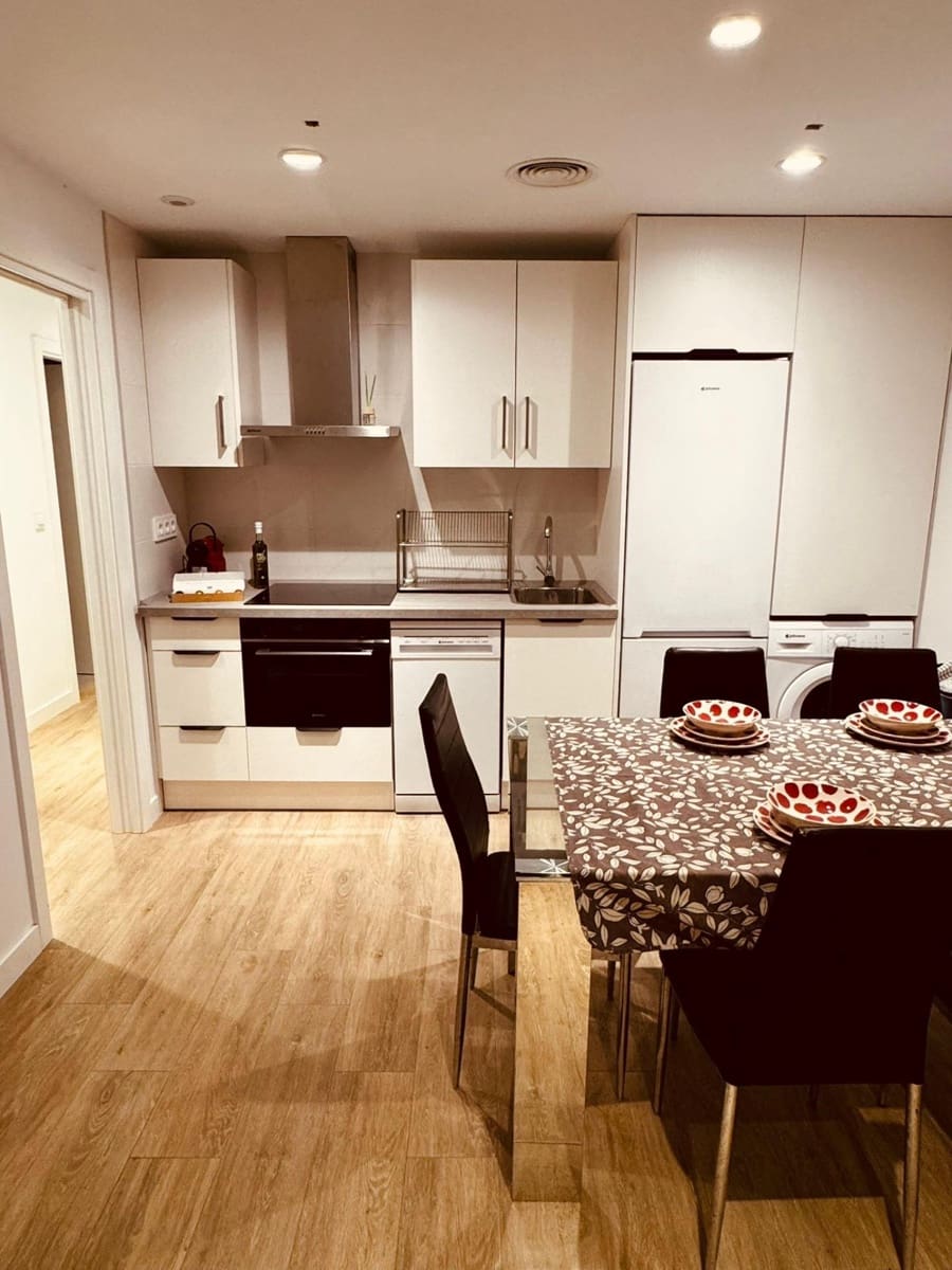 2 Zimmer Apartment zu verkaufen in Fuengirola - 270.000 € (Ref: 9181218)