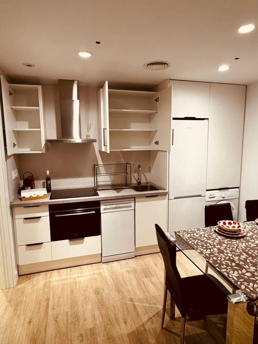 2 Zimmer Apartment zu verkaufen in Fuengirola - 270.000 € (Ref: 9181218)