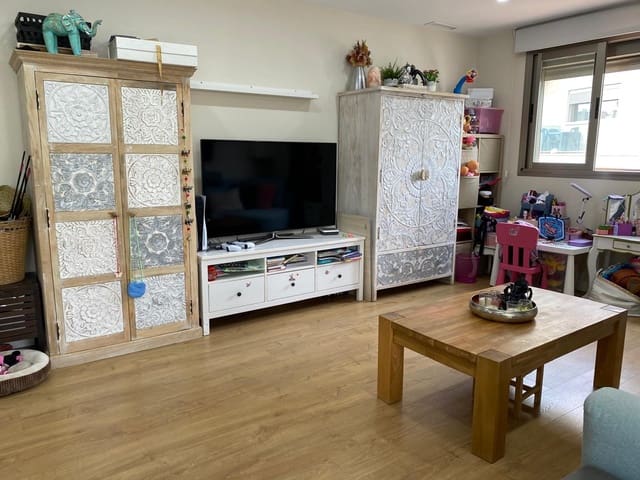 3 makuuhuone Huoneisto myytävänä paikassa Torremolinos mukana uima-altaan 
autotalli - 475 000 € (Ref: 9193986)