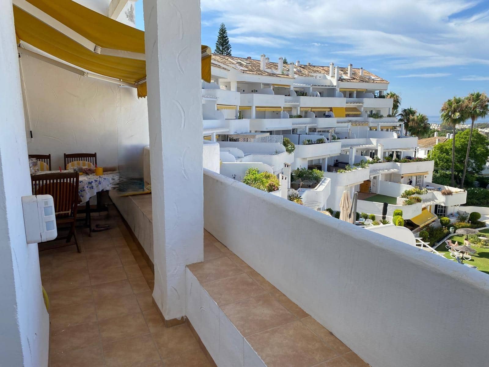 2 bedroom Apartment for sale in Nueva Andalucia with pool - € 470,000 (Ref: 9282410)