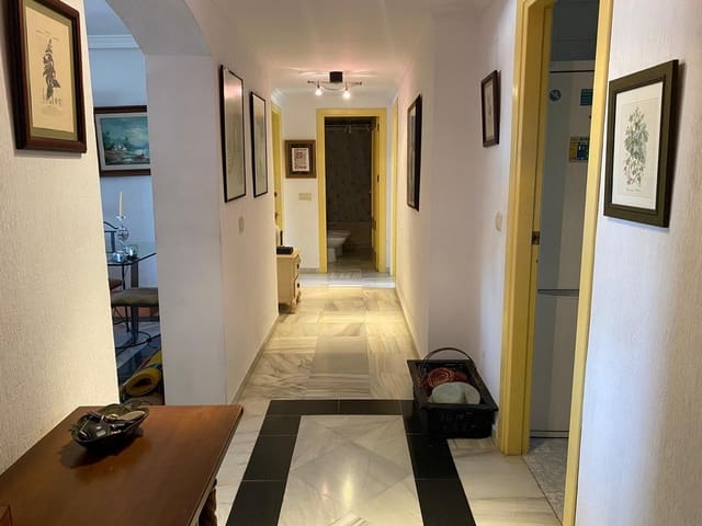 2 chambre Appartement à vendre à Nueva Andalucia, Marbella avec piscine - 470 000 € (Ref: 9282410)