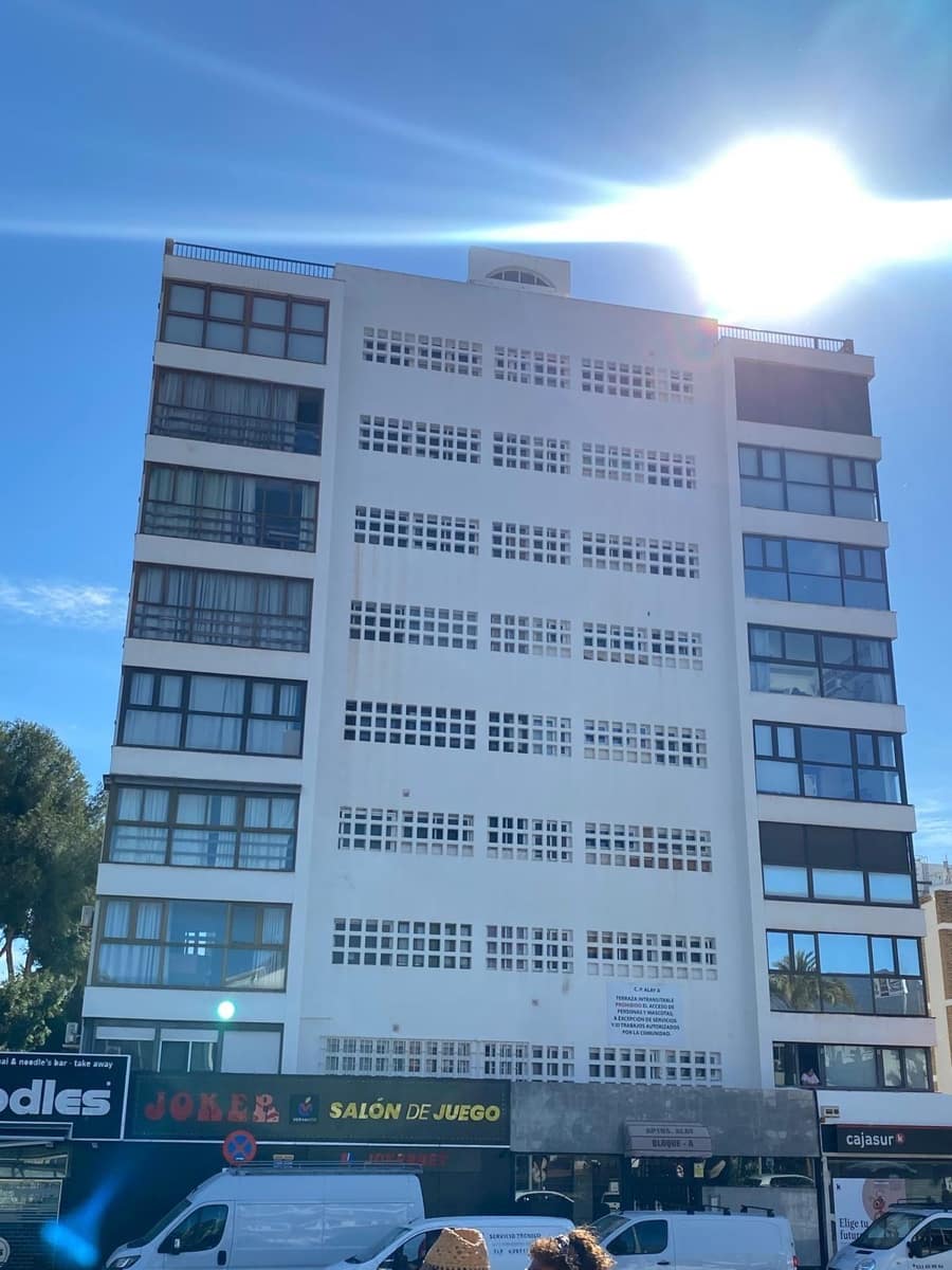 1 Zimmer Apartment zu verkaufen in Benalmadena Costa mit Pool - 285.000 € (Ref: 9608271)