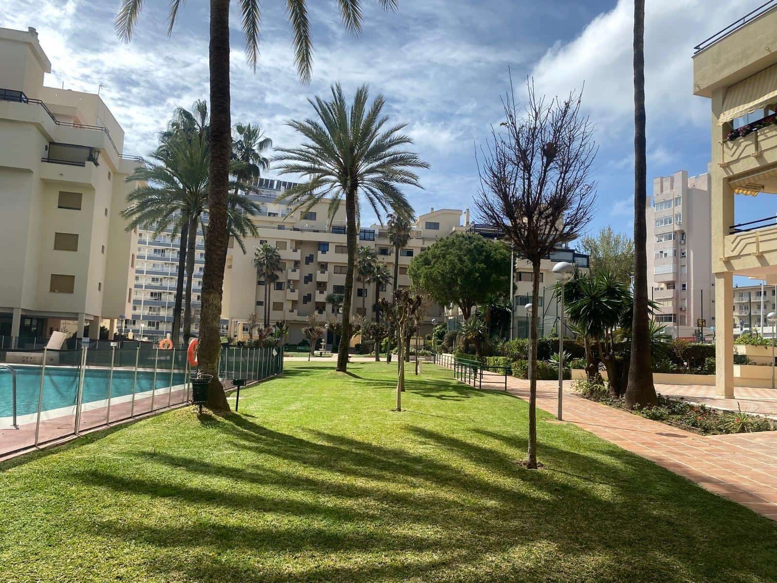3 bedroom Apartment for sale in Torremolinos with pool garage - € 890,000 (Ref: 9729428)