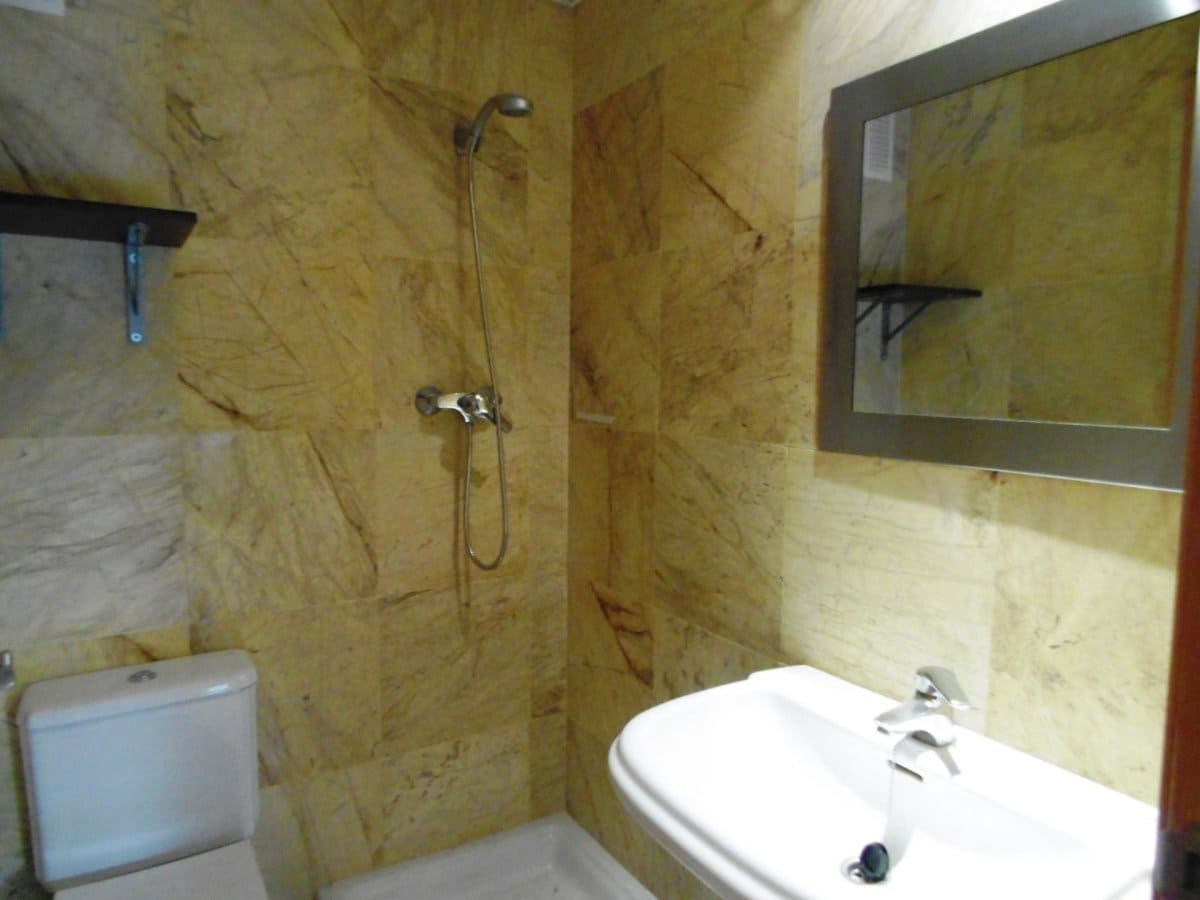 2 bedroom Apartment for sale in Benalmadena with pool garage - € 299,000 (Ref: 9752290)