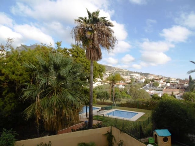 2 Zimmer Apartment zu verkaufen in Benalmádena mit Pool Garage - 299.000 € (Ref: 9752290)