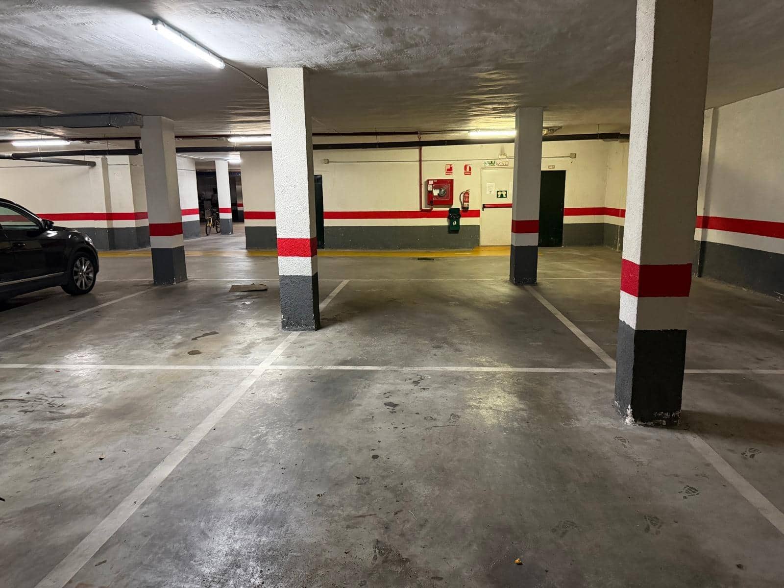 2 bedroom Apartment for sale in Benalmadena with pool garage - € 299,000 (Ref: 9752290)