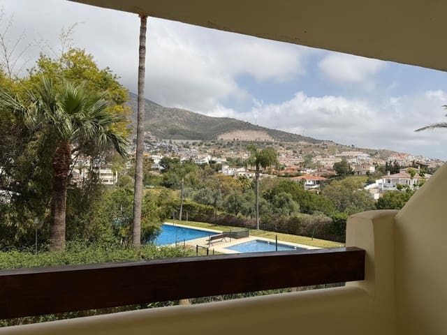 2 sypialnia Apartament na sprzedaż w Benalmádena z basenem garażem - 299 000 € (Ref: 9752290)