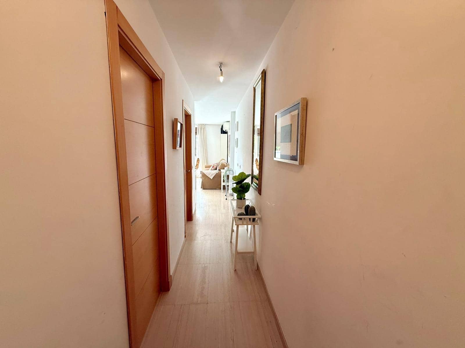 1 slaapkamer Appartement te huur in Carvajal met garage - € 1.500 (Ref: 9752291)