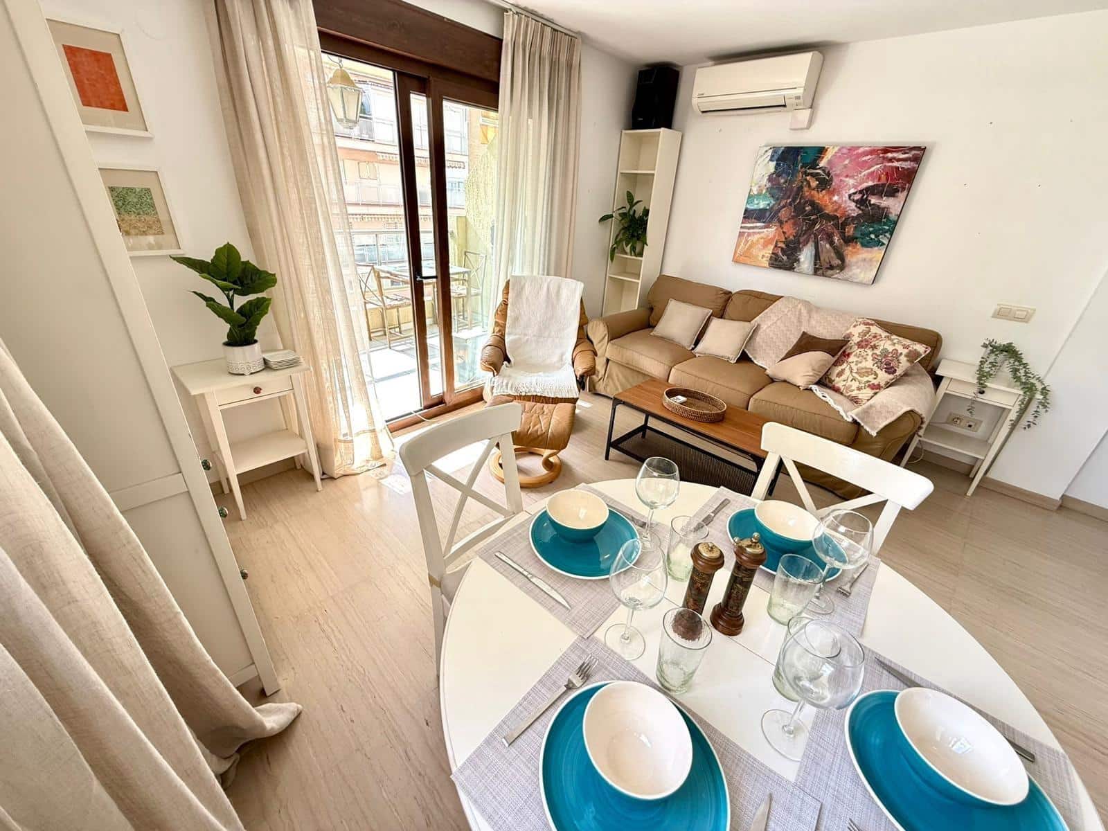 1 slaapkamer Appartement te huur in Carvajal met garage - € 1.500 (Ref: 9752291)