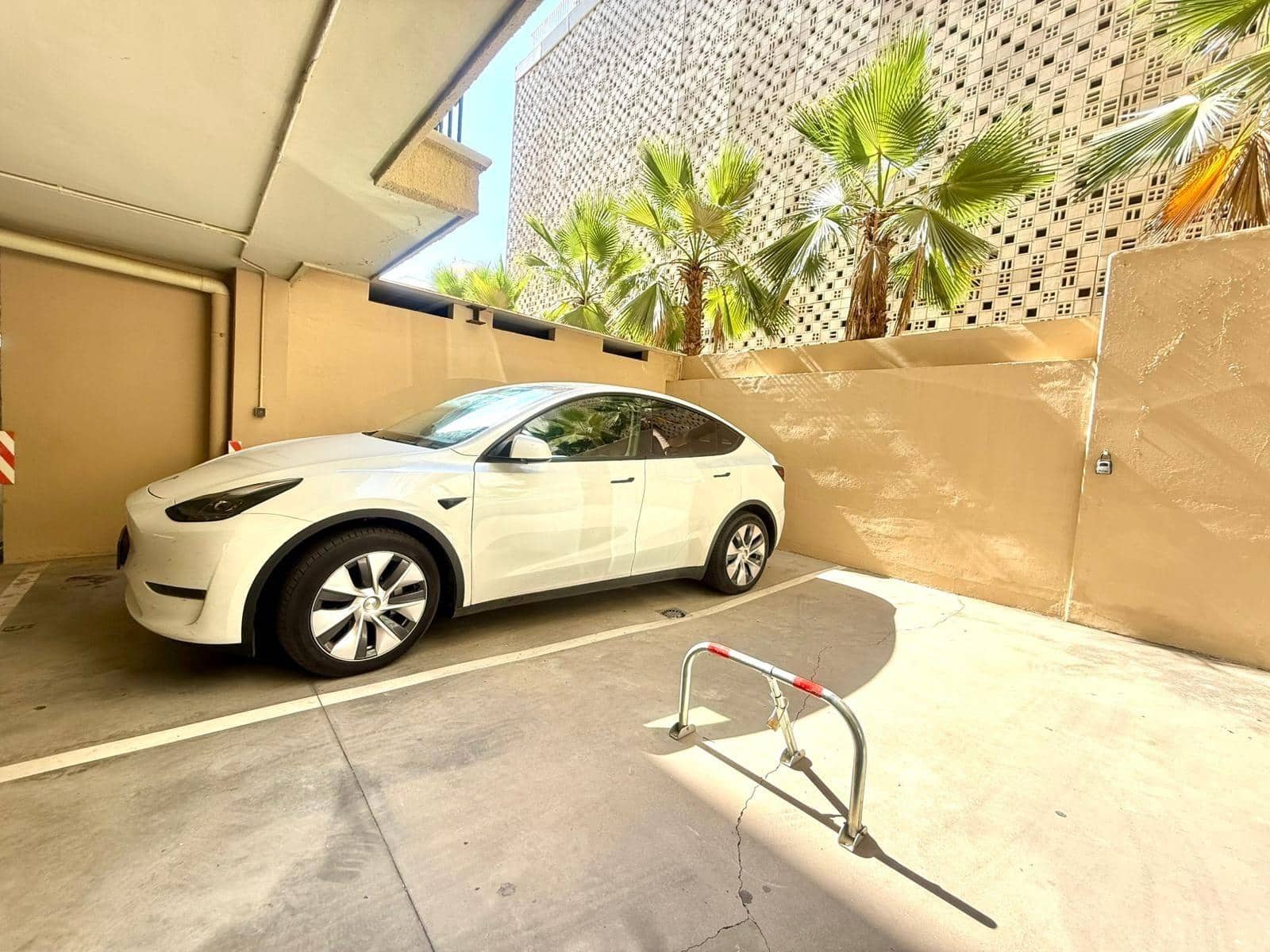 1 slaapkamer Appartement te huur in Carvajal met garage - € 1.500 (Ref: 9752291)