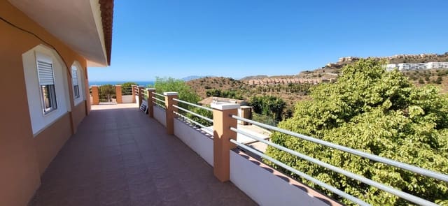 6 chambre Villa/Maison à vendre à Rincón de la Victoria avec piscine - 849 900 € (Ref: 9812333)