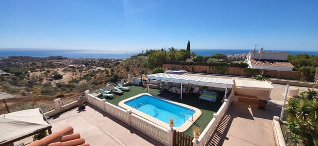 6 chambre Villa/Maison à vendre à Rincón de la Victoria avec piscine - 849 900 € (Ref: 9812333)