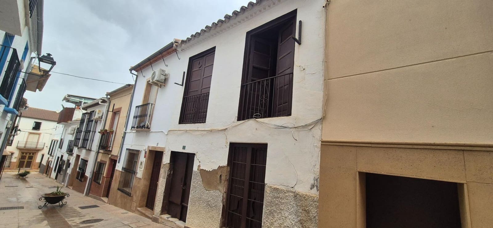 Haus zu verkaufen in Alameda - 67.500 € (Ref: 9812334)