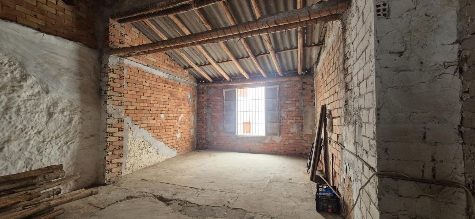 Haus zu verkaufen in Alameda - 67.500 € (Ref: 9812334)
