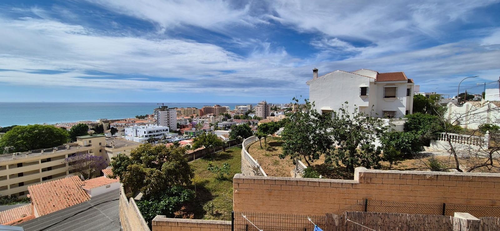 2 bedroom Flat for sale in Torremolinos with pool - € 278,000 (Ref: 9816051)