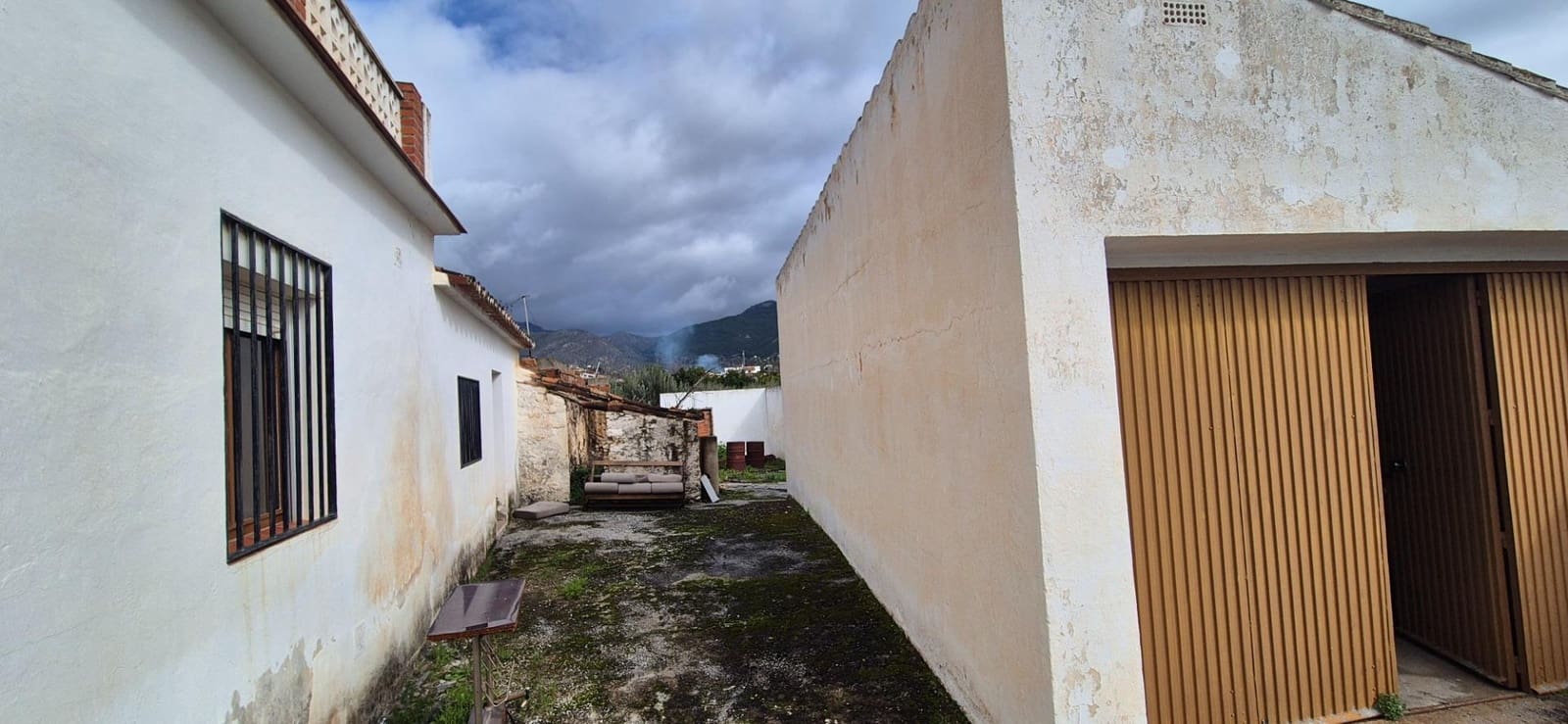6 slaapkamer Villa te koop in Venta Baja - € 310.000 (Ref: 9855789)