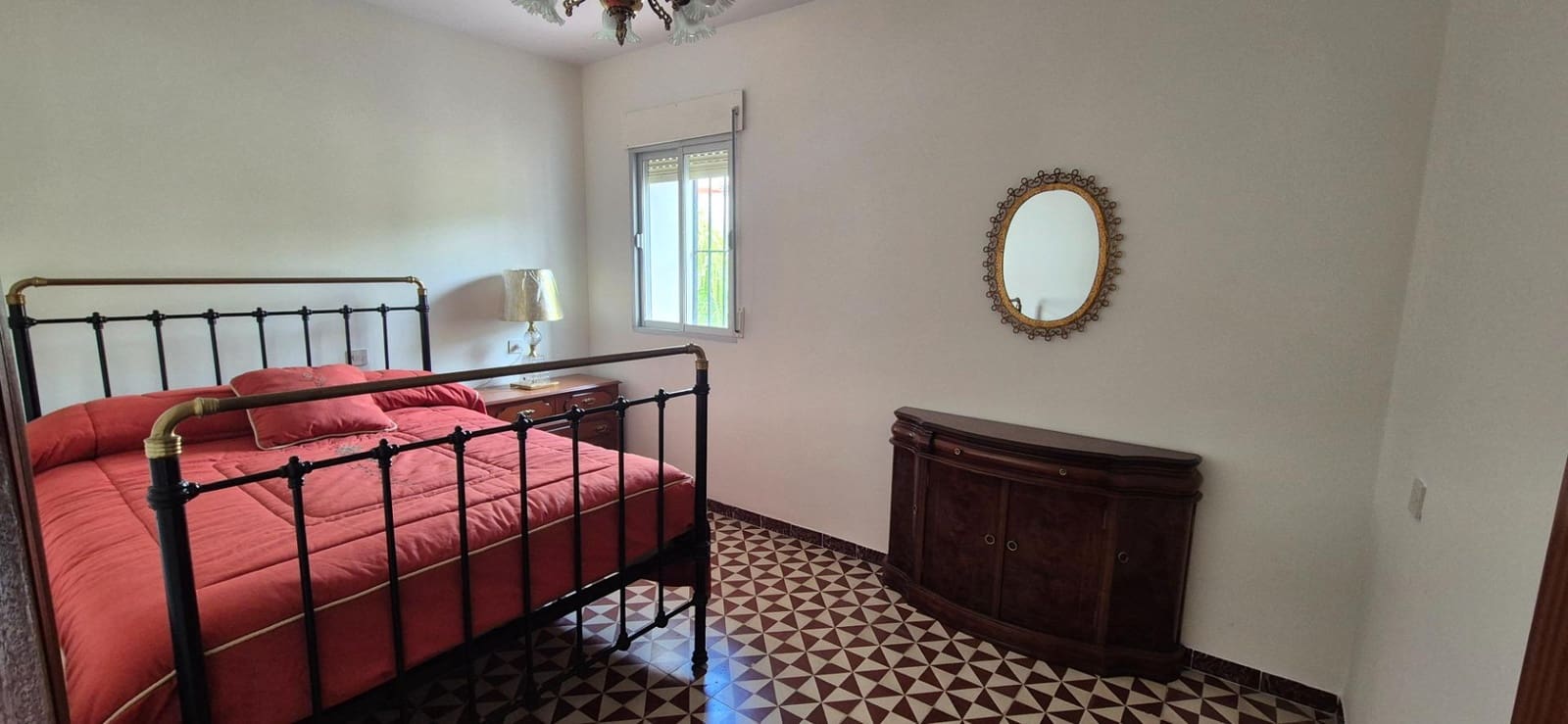 6 slaapkamer Villa te koop in Venta Baja - € 310.000 (Ref: 9855789)