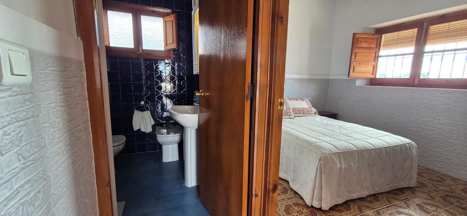 6 slaapkamer Villa te koop in Venta Baja - € 310.000 (Ref: 9855789)