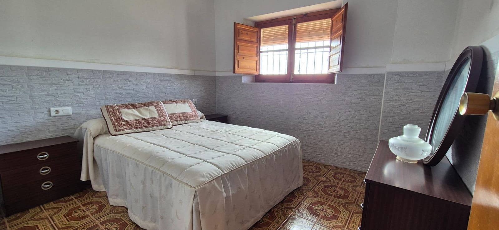 6 slaapkamer Villa te koop in Venta Baja - € 310.000 (Ref: 9855789)