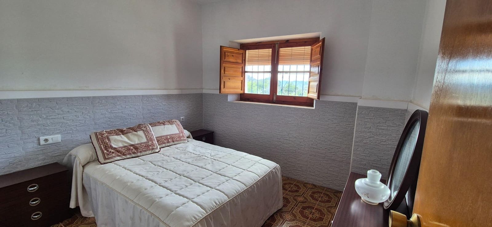 6 slaapkamer Villa te koop in Venta Baja - € 310.000 (Ref: 9855789)