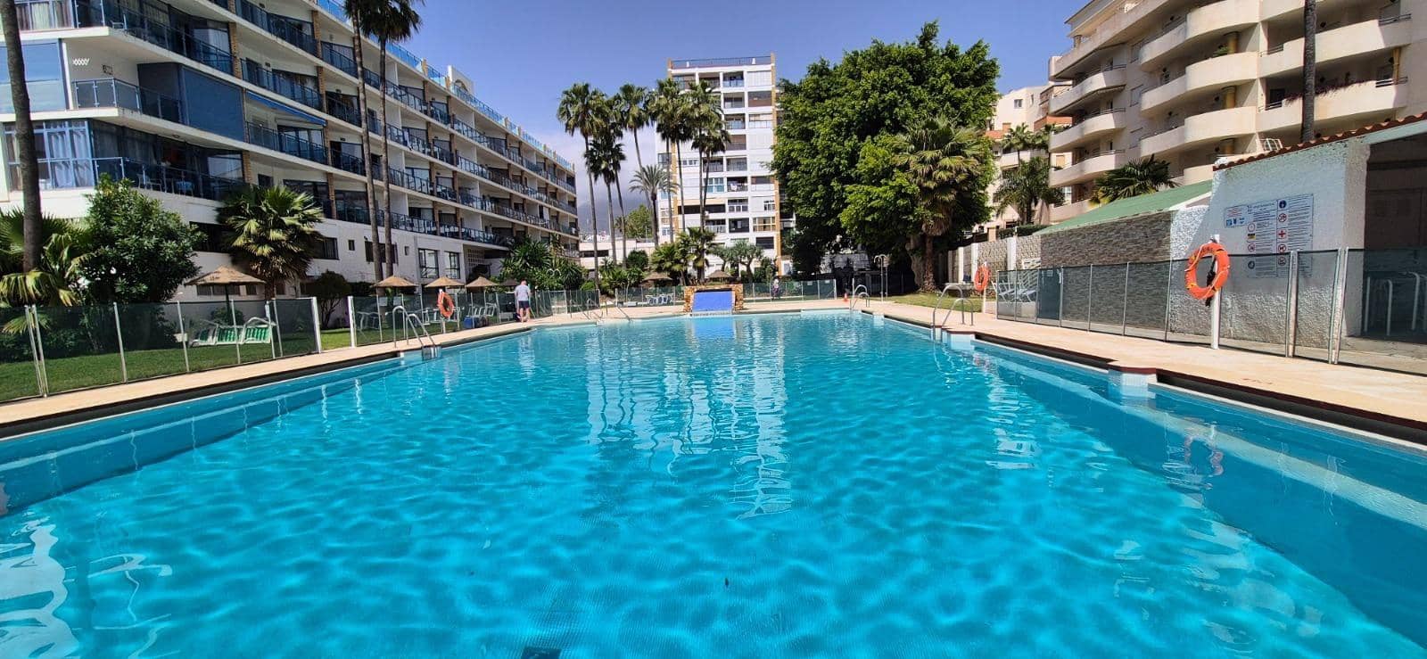 1 slaapkamer Appartement te koop in Benalmadena Costa met zwembad - € 285.000 (Ref: 9860303)