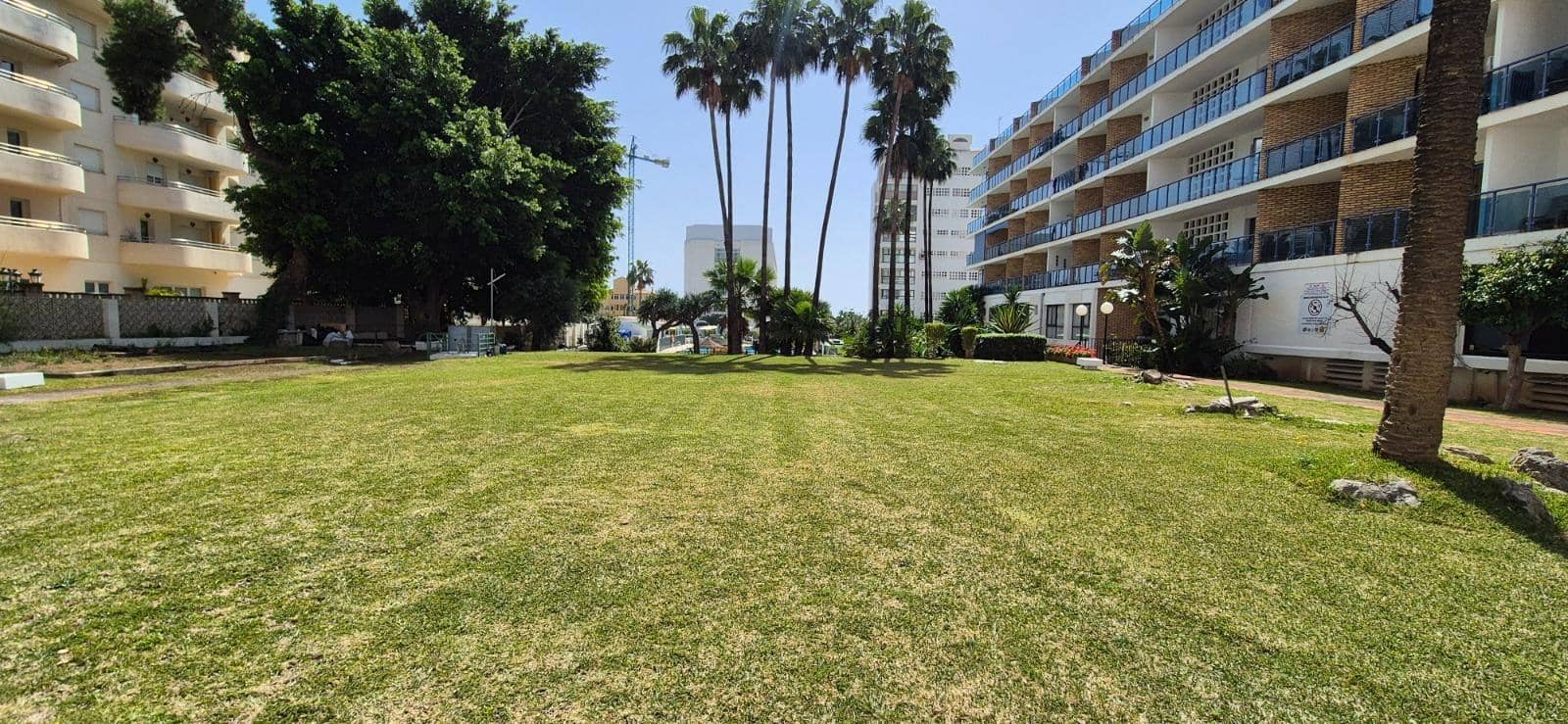 1 slaapkamer Appartement te koop in Benalmadena Costa met zwembad - € 285.000 (Ref: 9860303)