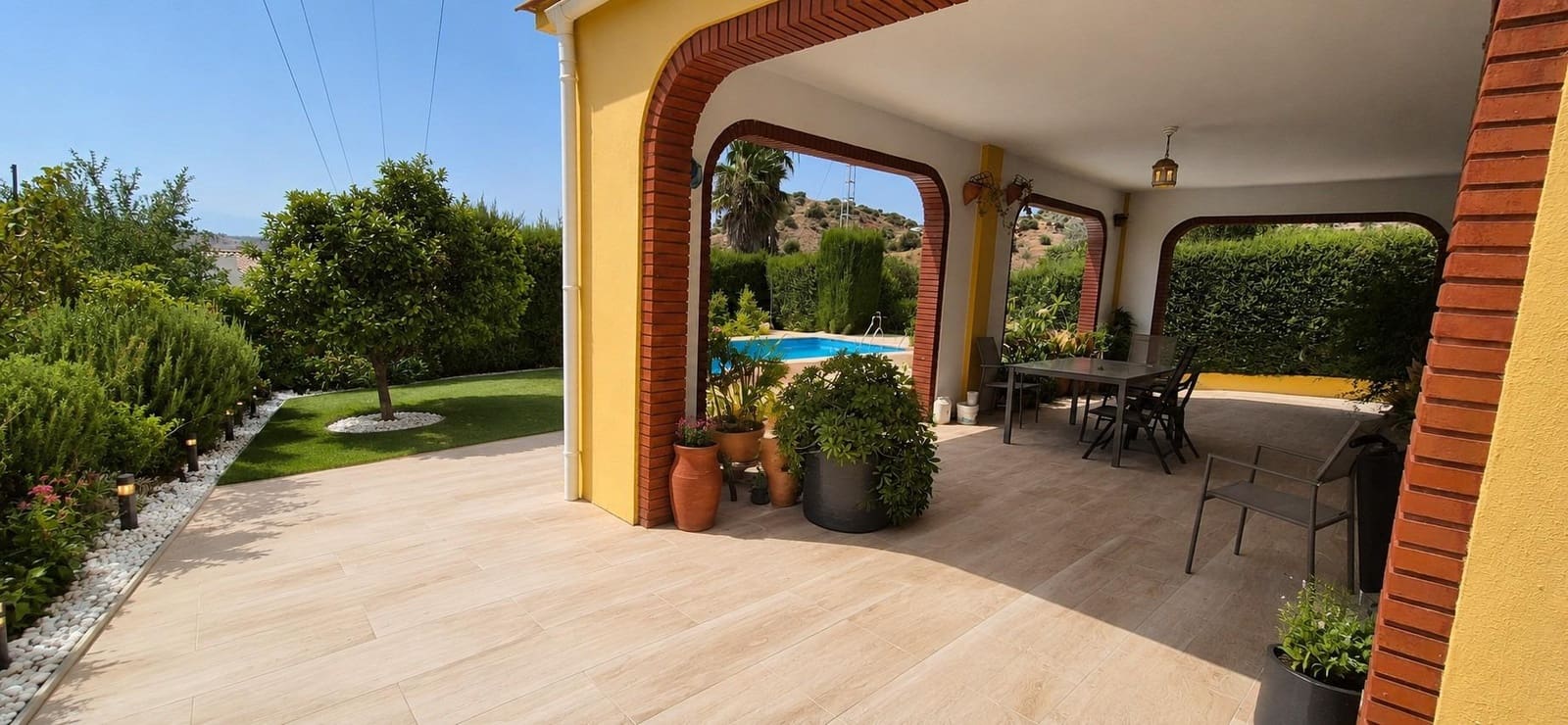6 Zimmer Villa zu verkaufen in Malaga Stadt mit Pool - 519.000 € (Ref: 9997247)