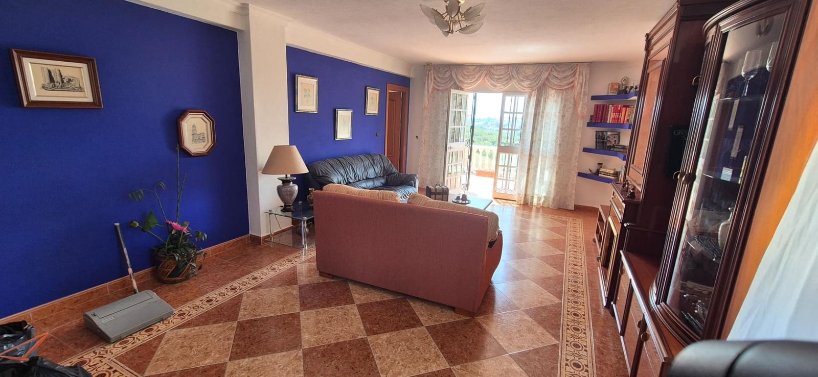 6 Zimmer Villa zu verkaufen in Malaga Stadt mit Pool - 519.000 € (Ref: 9997247)