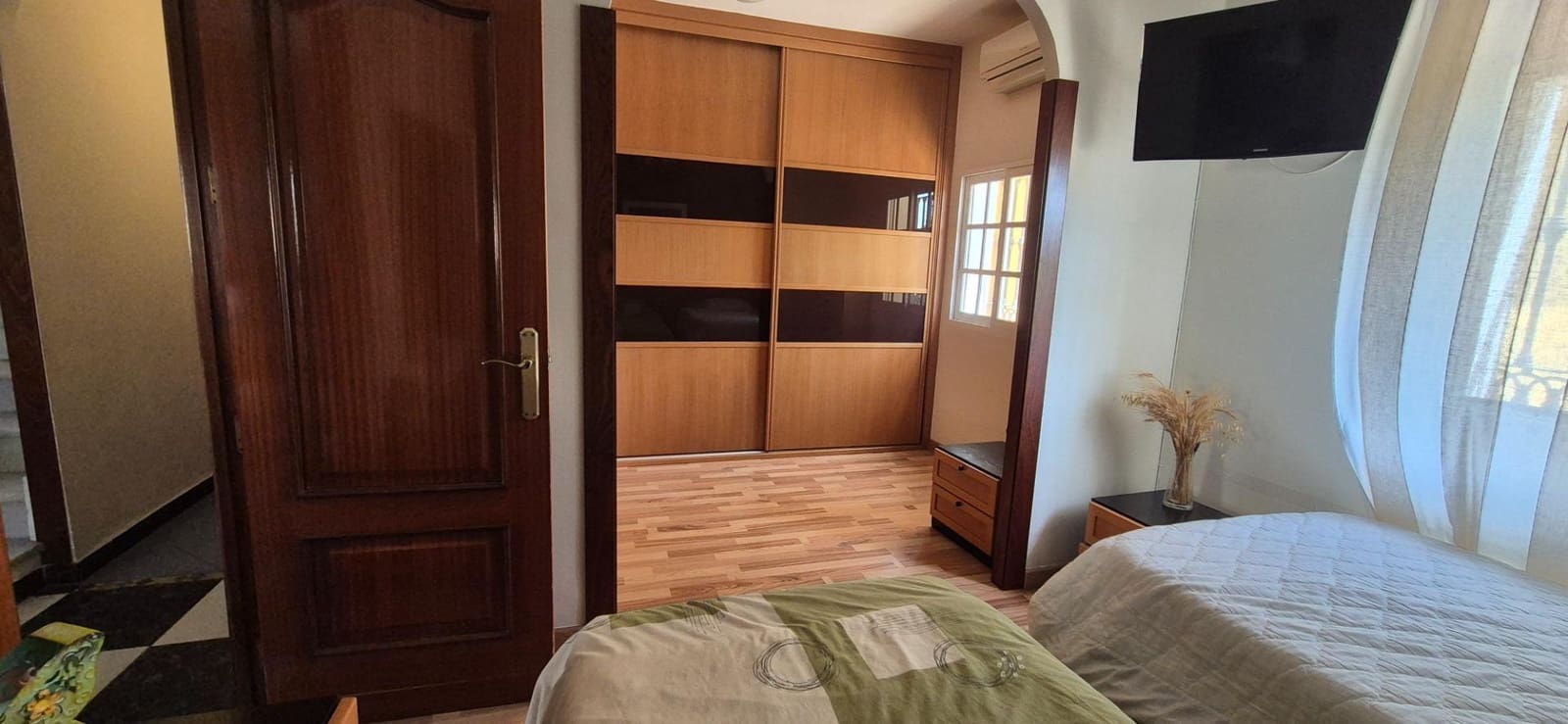6 Zimmer Villa zu verkaufen in Malaga Stadt mit Pool - 519.000 € (Ref: 9997247)