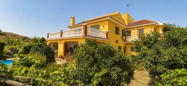 6 Zimmer Villa zu verkaufen in Málaga Stadt mit Pool - 519.000 € (Ref: 9997247)