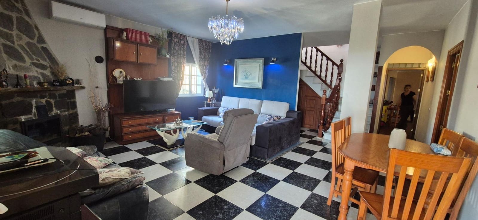 6 Zimmer Villa zu verkaufen in Malaga Stadt mit Pool - 519.000 € (Ref: 9997247)
