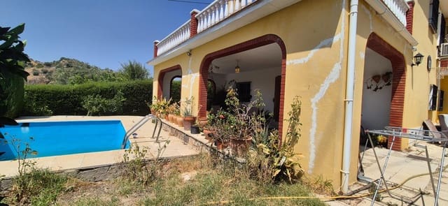 6 Zimmer Villa zu verkaufen in Málaga Stadt mit Pool - 519.000 € (Ref: 9997247)