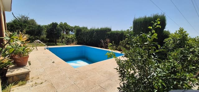 6 Zimmer Villa zu verkaufen in Málaga Stadt mit Pool - 519.000 € (Ref: 9997247)