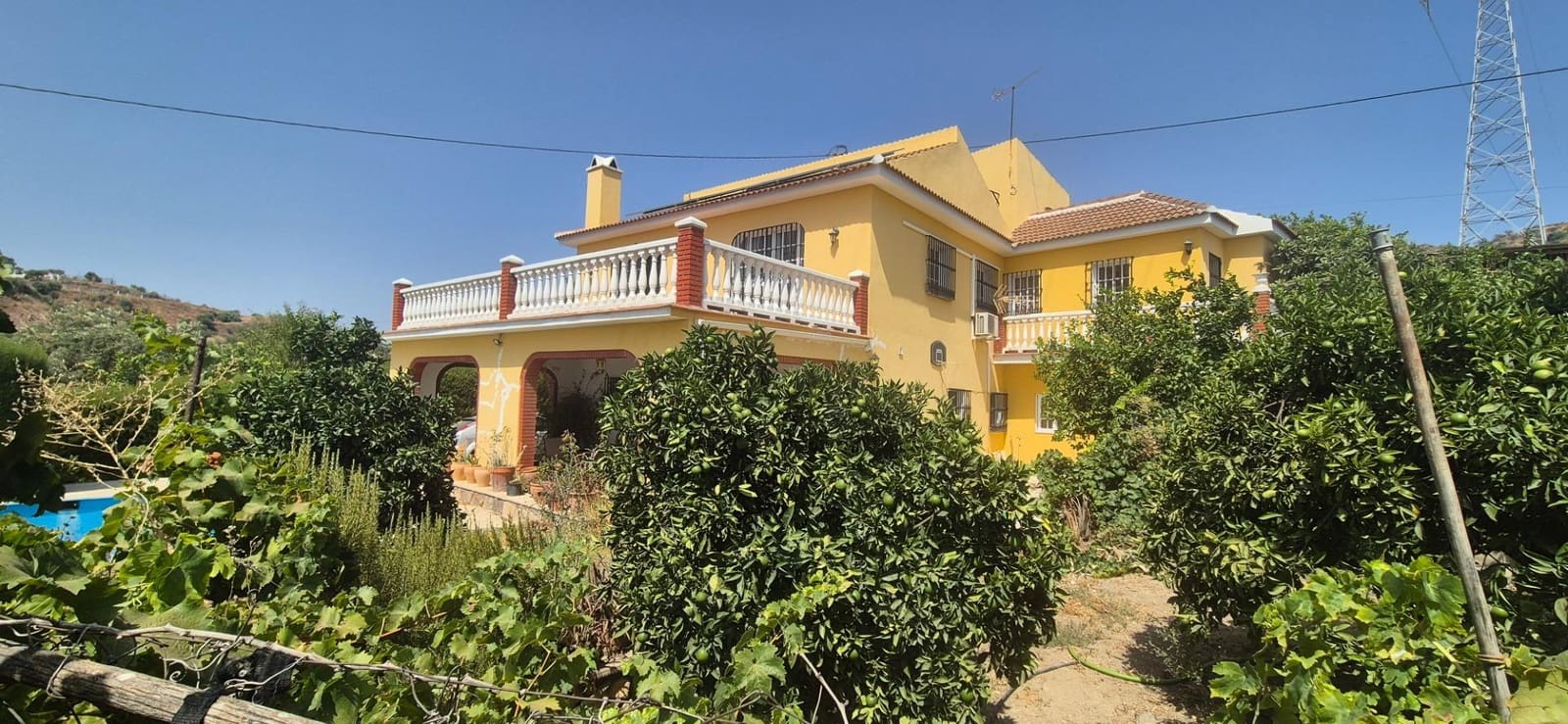 6 Zimmer Villa zu verkaufen in Malaga Stadt mit Pool - 519.000 € (Ref: 9997247)