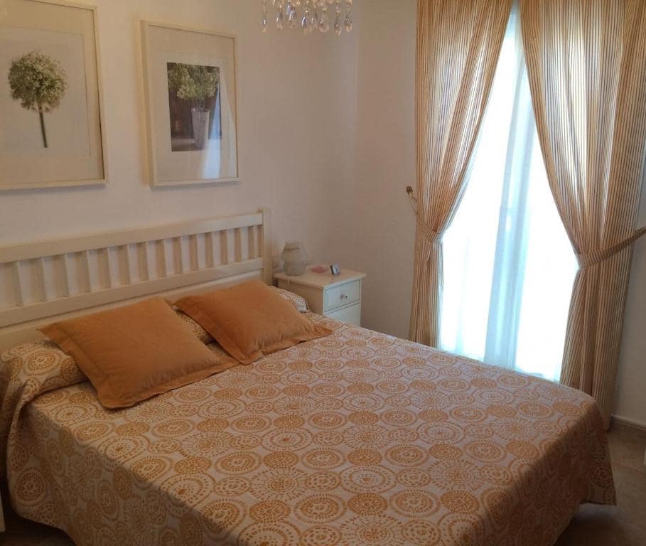 Apartamento Playa de 2 habitaciones en Rincón de la Victoria en venta con piscina garaje - 540.000 € (Ref: 10012823)