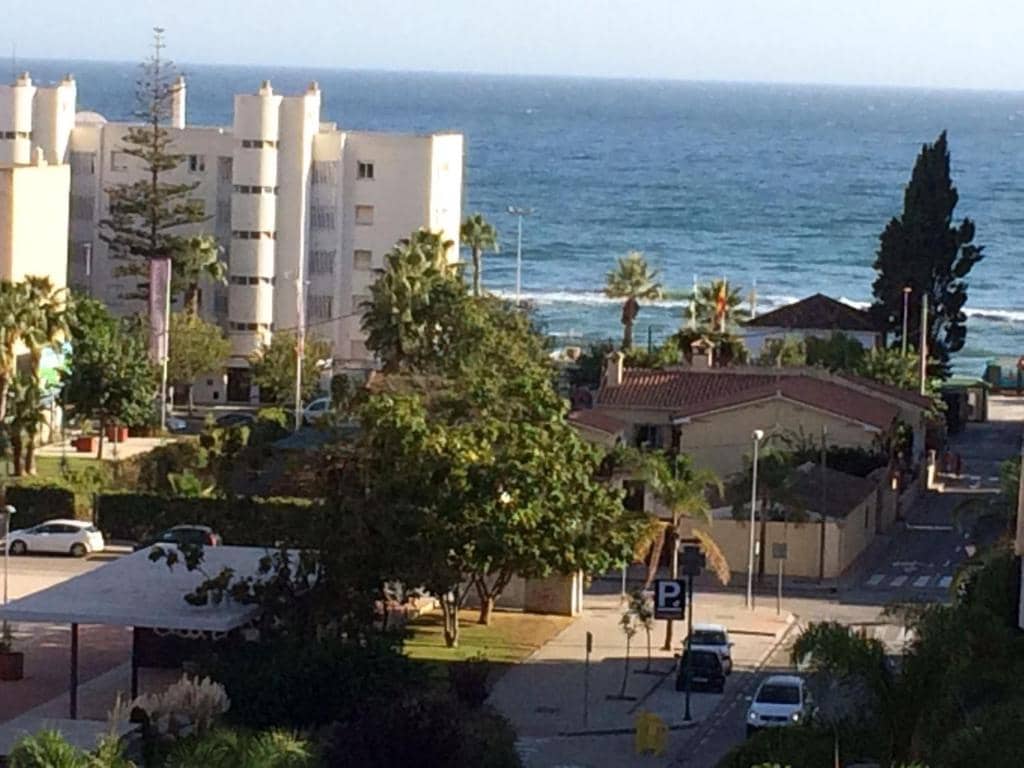 Apartamento Playa de 2 habitaciones en Rincón de la Victoria en venta con piscina garaje - 540.000 € (Ref: 10012823)