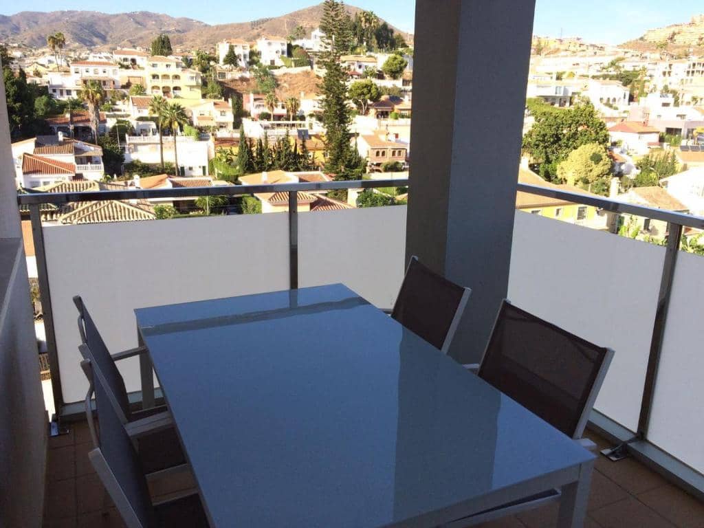 Apartamento Playa de 2 habitaciones en Rincón de la Victoria en venta con piscina garaje - 540.000 € (Ref: 10012823)