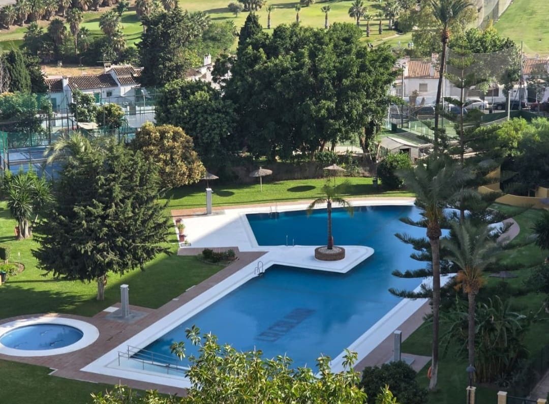 Studio voor vakantieverhuur in Torremolinos met zwembad garage - € 245 (Ref: 10015075)