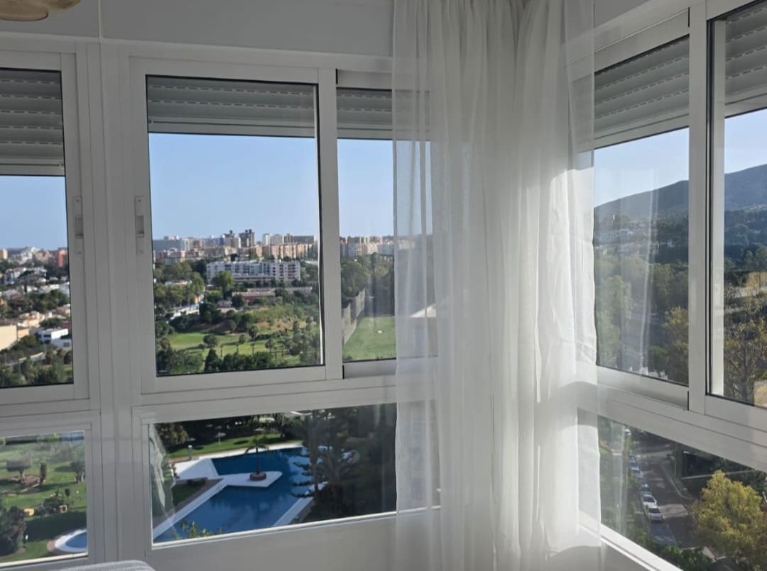 Studio voor vakantieverhuur in Torremolinos met zwembad garage - € 245 (Ref: 10015075)