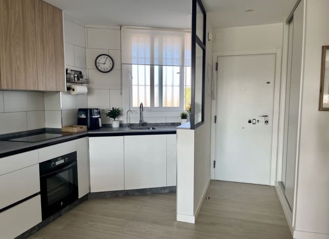 2 sypialnia Apartament przy plaży na sprzedaż w Torremolinos z basenem garażem - 438 000 € (Ref: 10017066)