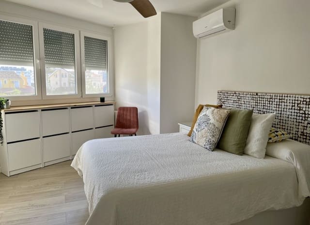 2 sypialnia Apartament przy plaży na sprzedaż w Torremolinos z basenem garażem - 438 000 € (Ref: 10017066)