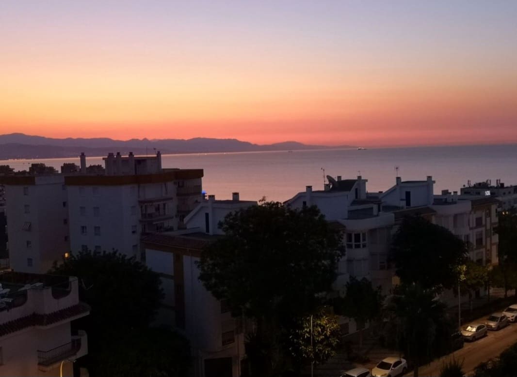 Yksiö vuokrattavana paikassa Torremolinos mukana uima-altaan - 850 € (Ref: 10034903)