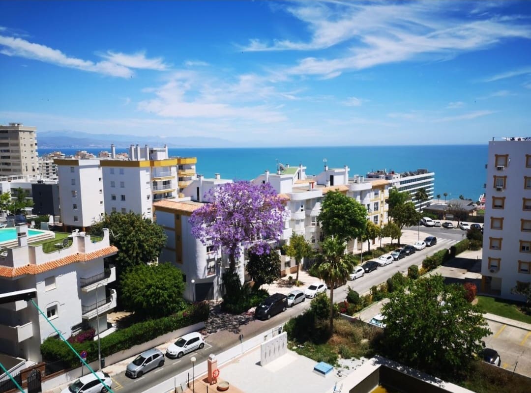 Yksiö vuokrattavana paikassa Torremolinos mukana uima-altaan - 850 € (Ref: 10034903)