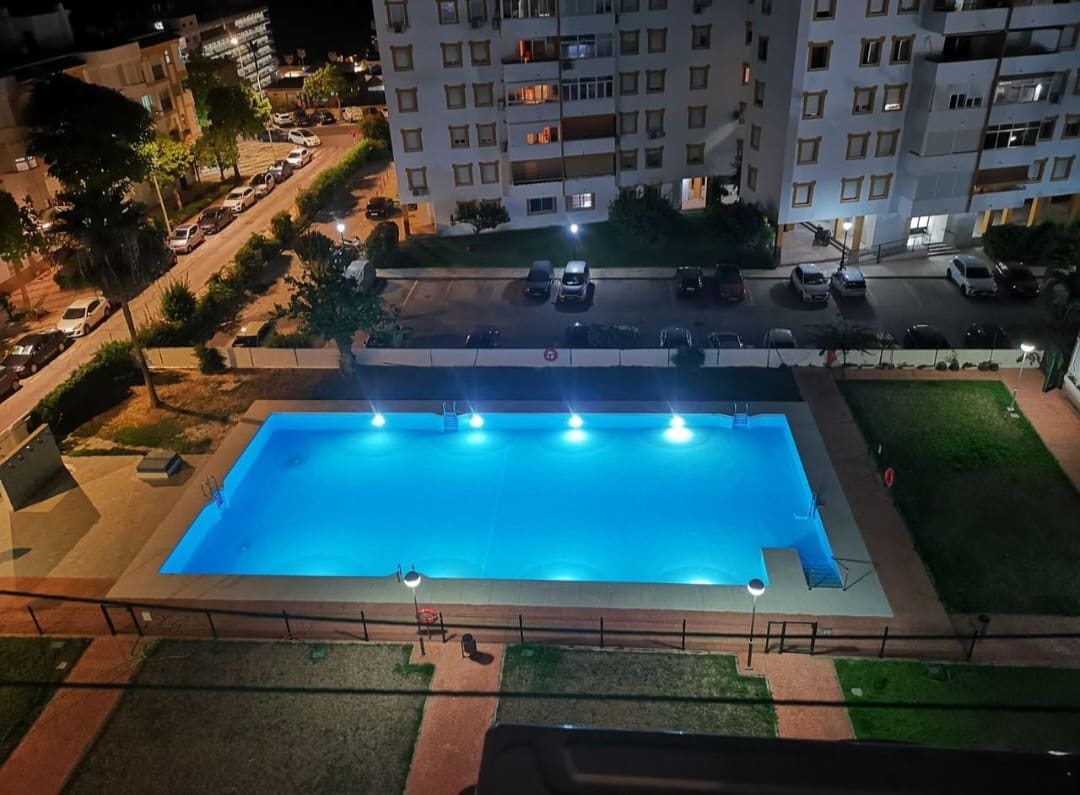 Yksiö vuokrattavana paikassa Torremolinos mukana uima-altaan - 850 € (Ref: 10034903)