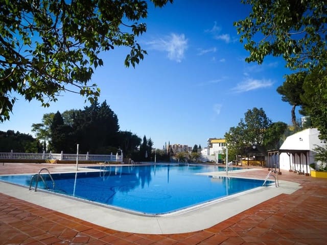 2 quarto Apartamento de Praia para venda em Torremolinos com piscina garagem - 315 000 € (Ref: 10034904)