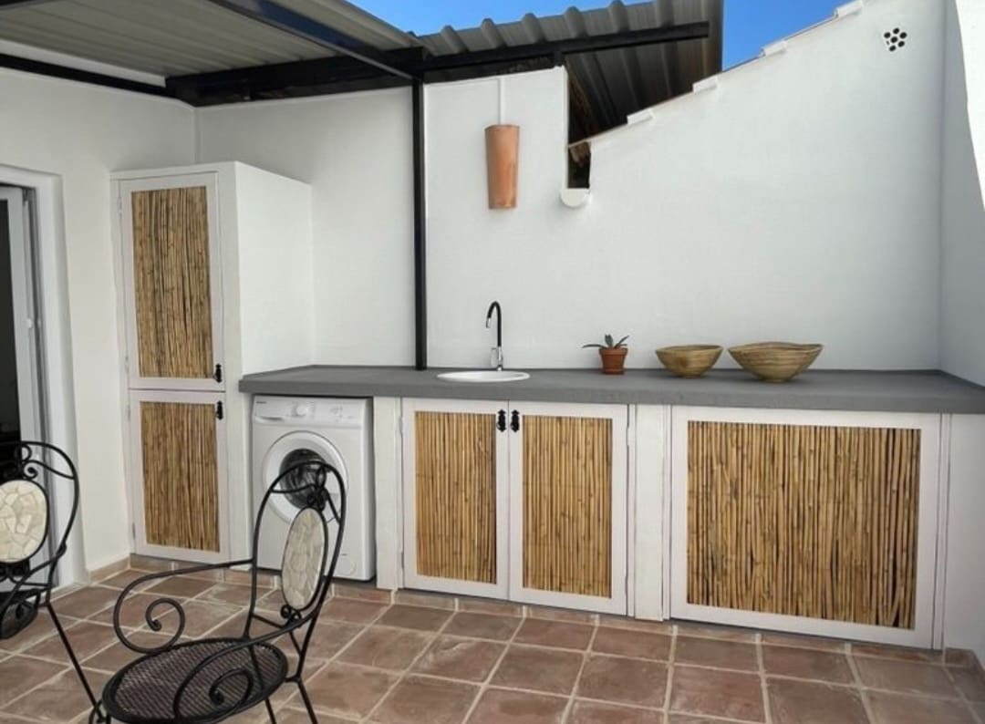 1 quarto Casa em Banda para venda em Benamargosa - 118 000 € (Ref: 10040631)