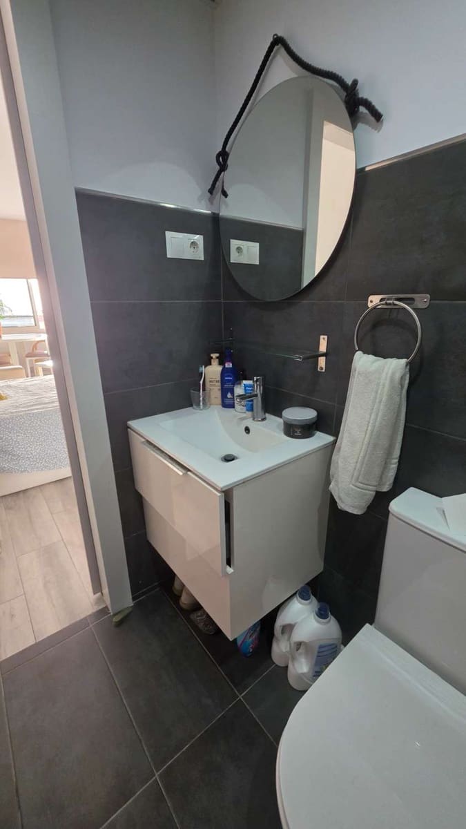 Studio for rent in Torremolinos - € 650 (Ref: 10057985)